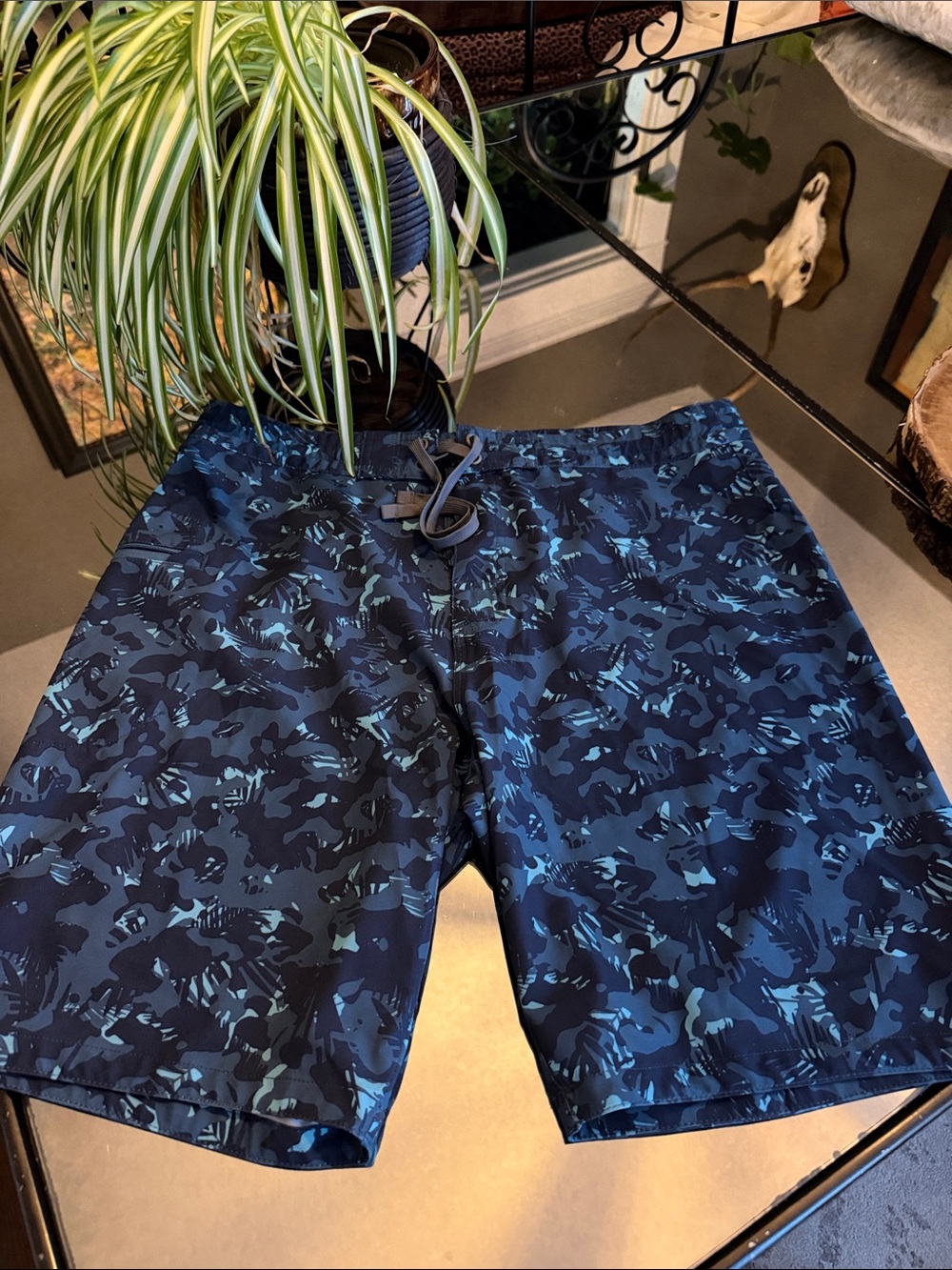 Prana Swim Fenton Boardshorts Blue Polyester Trunks 9" Inseam, Size 34